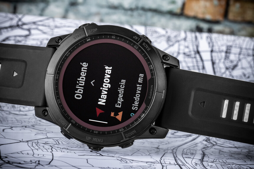 Chytré hodinky Garmin Fenix 7X s DLC úpravou